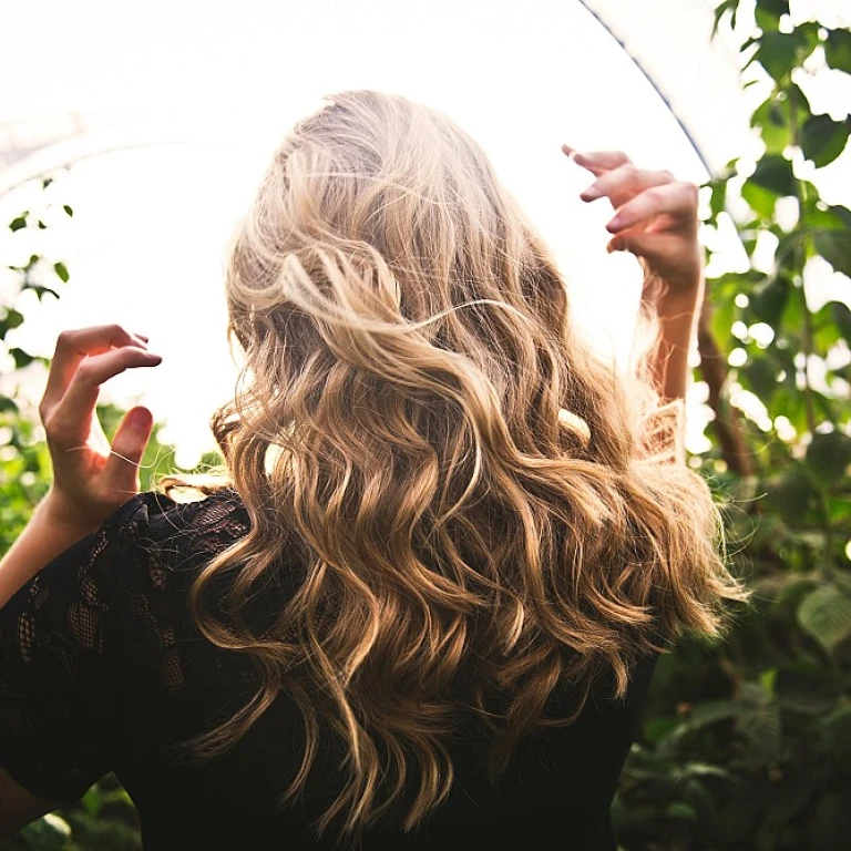 Les secrets du lissage brésilien et l'importance du shampoing adapté