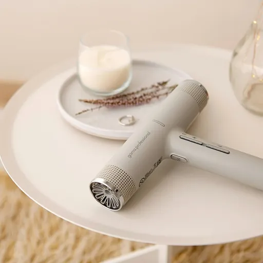 Comment choisir un shampoing adapté pour cheveux blancs et préserver leur éclat