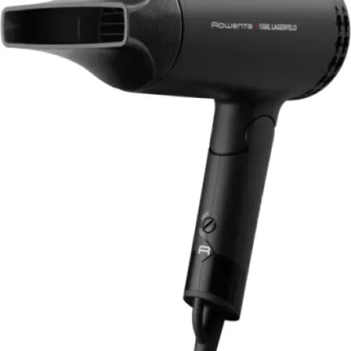 Test Rowenta x KARL LAGERFELD Express Style : le sèche-cheveux compact qui en a sous le capot.