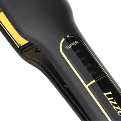 Test Lisseur Supreme Titânio 252°C Lizze : puissant, rapide… mais pas pour tous les cheveux