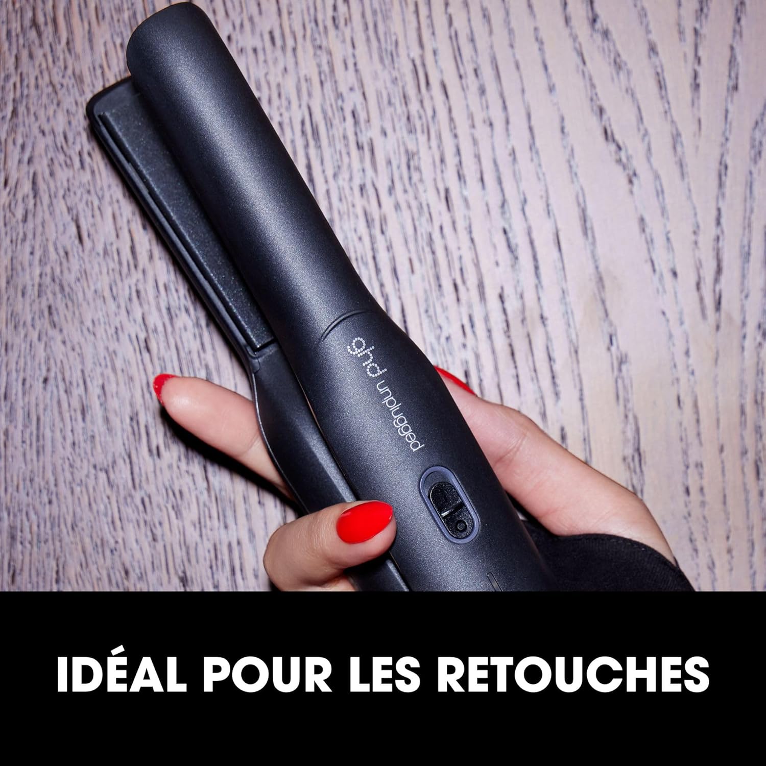Ghd - Lisseur cheveux ghd unplugged - Fer à lisser professionnel sans fil - Idéal pour retouches coiffures n'importe où - Cheveux 65% plus brillants - Sans chaleur extrême - Tous types cheveux Noir