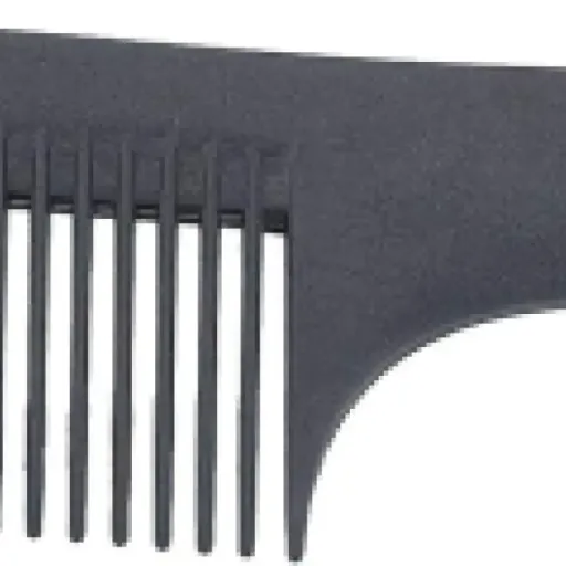 Test Jäneke Peigne fibre de carbone 55825 : le peigne costaud qui fait le job sans chichi