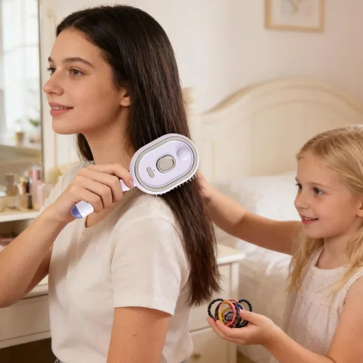 Brosse à vapeur pour cheveux - avec Verre Mesureur d'Huile Peigne Démêlant Rechargeable - Brosse lissante à vapeur - Pour Des Cheveux Épais Raides Ondulés Bouclés Lissage Maison Voyage Filles Violet